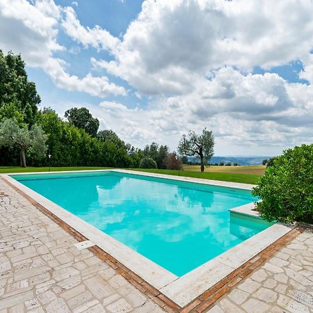 Elegant Apartment Only 1 Hour From Rome Narni Exterior photo